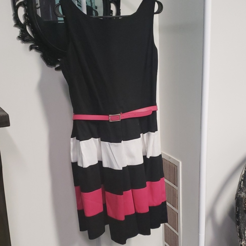Black and pink dress with belt